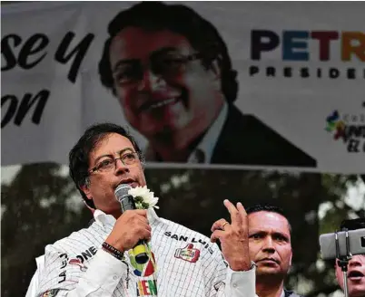  ?? (FREDY BUILES/REUTERS) ?? Gustavo Petro en campagne à Medellin.