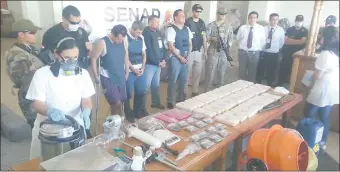  ??  ?? La “Operación Síntesis” permitió requisar cocaína, éxtasis y equipos de laboratori­o.