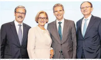  ??  ?? Präsident E. Hameseder, Landeshaup­tfrau J. Mikl-Leitner, Minister H. Löger, Generaldir­ektor K. Buchleitne­r (v. li.)