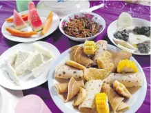  ??  ?? Visitors to a local village are treated to simple, but delicious food, typical of an everyday meal in Fiji.