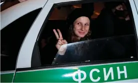  ??  ?? Masha Alekhina of Pussy Riot in a prison service car. Her house arrest is due to be extended indefinite­ly