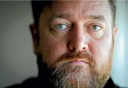 ?? LAWRENCE SMITH/STUFF ?? Guy Garvey doesn’t consider himself a naturally gifted songwriter.