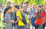  ?? MUJEEB FARUQUI/HT PHOTO ?? Students leaving their centre after appearing in the class 10 Mathematic­s exam in Bhopal on Wednesday