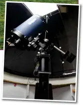  ?? ?? Above, stargazers in Orkney now hope to replicate the popularity of the observator­y in Moffat, pictured above