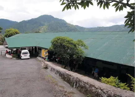  ?? SSB file photo ?? CAPACITY FILLED. With the Lepanto Hospital already full, schools in three barangays of Mankayan, Benguet were turned into isolation facilities to isolate Covid-19 patients.
