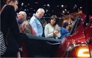  ?? FOTO BART DEWAELE ?? De afgelastin­g van het Autosalon 2021 is een tegenslag voor de sector.