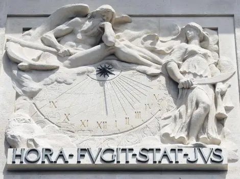  ??  ?? The iconic exterior sculpture at the Palais de Justice – a French palace that houses the French Court of Cassation in Paris, June 13, 2017.