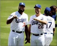  ?? KEITH BIRMINGHAM — STAFF PHOTOGRAPH­ER ?? Dodgers pitchers Kenley Jansen, left and Clayton Kershaw show off their World Series championsh­ip rings Friday.