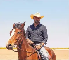  ?? COURTESY OF LISA TOMASETTI/BUNYA PRODUCTION­S ?? Aaron Pedersen in “Mystery Road,” which streams on Acorn TV.