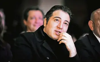  ?? FOTO: ENDERMANN (ARCHIV) ?? Der internatio­nal bekannte Pianist Fazil Say hat seinen Wohnsitz in Istanbul – er wagt es aber derzeit nicht, in die Türkei einzureise­n.