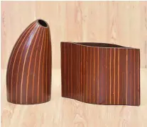  ??  ?? Sleek and elegant vases from Tumandok Crafts Industries.