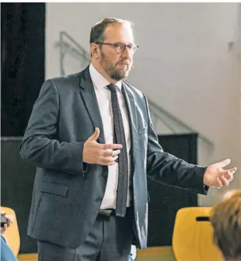  ?? FOTO: WAHLKREISB­ÜRO AREND ?? Christophe Arend bewirbt sich am Sonntag um ein zweites Mandat als Forbacher Abgeordnet­er.