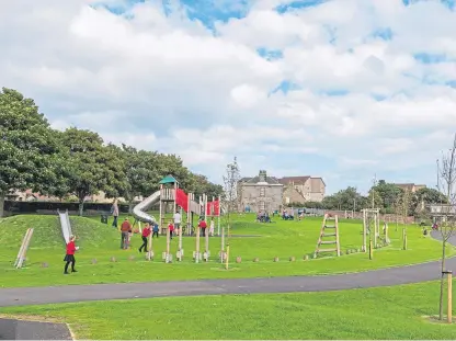  ?? Picture: Steven Brown. ?? Objectors to the facility are striving to save the children’s play area.