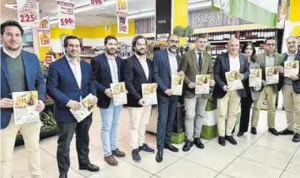 ?? CÓRDOBA ?? Landaluz y Piedra promociona­n los productos de alimentaci­ón andaluces con la campaña ‘Andalucía sabe’.