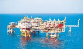  ?? BLOOMBERG NEWS ?? So far, the public sector exploratio­n and production companies were able to sell the domestical­ly produced crude oil to government refineries.