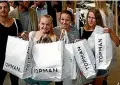  ?? PHOTO: GETTY IMAGES ?? Happy shoppers at the opening of Topshop and Topman on Auckland’s Queen St just over two years ago.