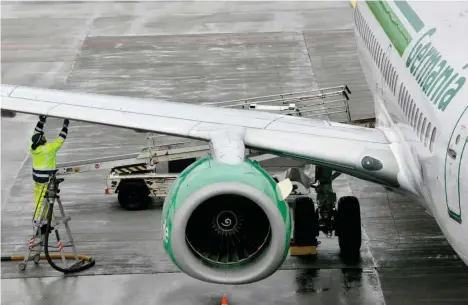  ?? Foto: dpa/Bernd Settnik ?? Die Germania-Flugzeuge bleiben vorerst am Boden.