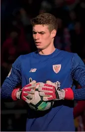  ??  ?? KEPA ARRIZABALA­GA
23 anni, arriva dall’Athletic Bilbao ed è costato 80 milioni: superati i 72,5 del Liverpool per Alisson EPA