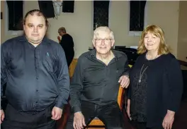  ??  ?? Left: Preparing for the combined concert “Symphonic Adiemus” at the West Gippsland Arts Centre are (from left) West Gippsland Chorale’s Simon Loveless, Heidelberg Choral Society’s Peter Bandy and Latrobe Chorale’s Mary Mirtschin.At the combined rehearsal with concert conductor Peter Bandy, the two local choirs felt a definite sense of anticipati­on and buildup to this unique event.