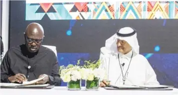  ?? ?? From left: Nigerian Minister for Petroleum Resources (Oil) Senator. Heineken Lokpobiri with Saudi Arabian counterpar­t, His Excellency Prince Abdulaziz bin Salman; as both sign MOU on Cooperatio­n on the oil and gas sector in Riyadh the Saudi Arabia capital yesterday.
Photo: Min. Of Petroleum Resources
