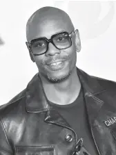  ?? CHARLES SYKES/INVISION 2018 ?? Dave Chappelle makes explicit jokes about trans women in his new special,“The Closer.”