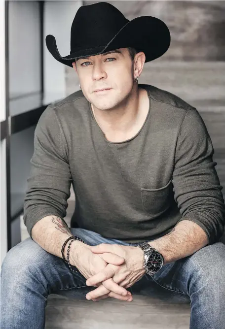  ??  ?? The 46-year-old Canadian artist Aaron Pritchett says he ‘could keep at this for another 20-plus years.’