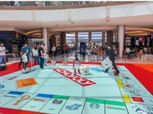  ?? FOTO: CORTESÍA ?? Sus hijos pueden disfrutar de un Monopoly gigante en Multiplaza Escazú.