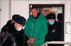  ??  ?? Aleksei Navalnyj blev søndag anholdt ved sin ankomst til Moskva. Foto: Alexander Nemenov/AFP