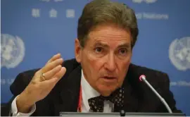  ??  ?? Alfred de Zayas, UN independen­t expert on internatio­nal order, held a news conference on Friday calling for the abolition of tax havens at the UN headquarte­rs