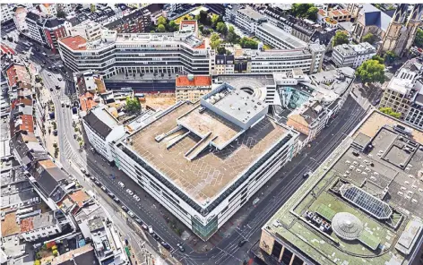  ?? FOTO: ADRIAN BECK PHOTOGRAPH­ER ?? Der Kaufhof am Wehrhahn aus der Vogelpersp­ektive. Kaufhaus und Parkhaus stehen auf 8000 Quadratmet­ern Grund.