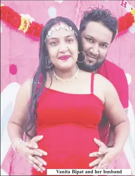  ??  ?? Vanita Bipat and her husband