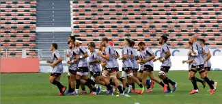  ??  ?? Les Toulonnais sont partis dès jeudi soir en avion pour se donner les meilleures chances de réussir un coup face à La Rochelle, une équipe toujours difficile à contrer chez elle. (Photo Frank Muller)