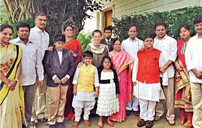  ??  ?? THE KCR CLAN WITH CONGRESS
PRESIDENT SONIA GANDHI