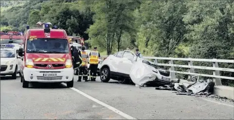  ??  ?? L’ accident a fait 4 blessés et 1 mort