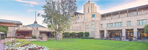  ?? PHOTOS COURTESY OF ARIZONA BILTMORE ?? The entrance of the luxe Arizona Biltmore. The team behind the renovation aimed to preserve the art deco details that make the property iconic, with a modern refresh.