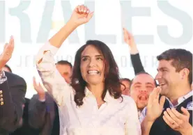  ??  ?? Desde que estaba en la dirigencia perredista, la ex senadora Alejandra Barrales Magadaleno no ocultó su intención de competir por la jefatura de Gobierno.