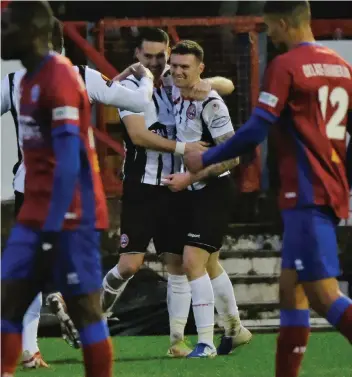  ?? Pictures: Mike Swift. ?? Josh Kelly (right) netted in the Magpies' 1-1 draw with Aldershot Town, a result which lifts them four points clear of the relegation zone.