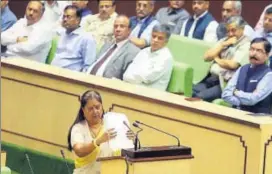  ?? HIMANSHU VYAS/HT ?? CM Vasundhara Raje presents the budget in assembly on Wednesday.