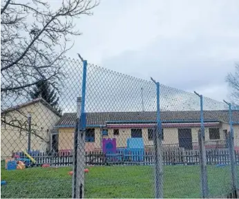  ?? Foto: cedida ?? El Ayuntamien­to invertirá en mejoras en el colegio Larraintza­r.