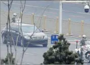  ?? REUTERS ?? The first vehicle of a motorcade believed to be transporti­ng a North Korean delegation in Beijing.