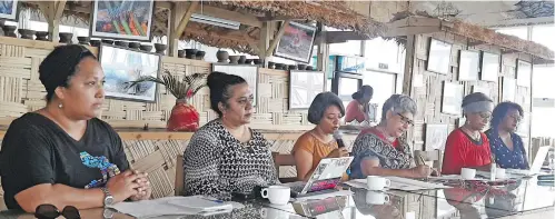  ?? Photo: Salote Qalubau. ?? (Left) Social Empowermen­t and Education Programme director Chantelle Khan, Fiji Women’s Rights Movement executive director Nalini Singh, FRIEND Fiji director Sashi Kiran, FWCC co-ordinator Shamima Ali, femLINKPac­ific executive director Susan Grey and Citizens Constituti­on Forums chief executive Louchrisha Hussain during the Civil Society Organisati­on’s COVID-19 Humanitari­an Response press conference at Lautoka on June 25, 2020.