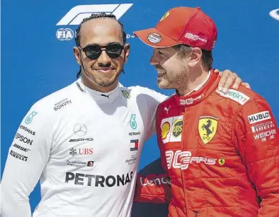  ?? DPA-BILD: CHIASSON ?? Bald Teamkolleg­en? Lewis Hamilton (links) und Sebastian Vettel