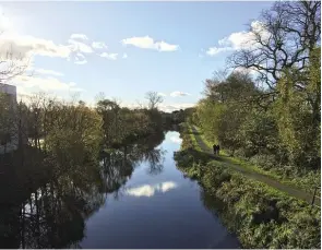  ?? PHOTO: CICELY OLIVER ?? Forth & Clyde Canal, looking west, at Kirkintill­och.