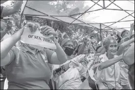  ?? GEREMY PINTOLO ?? Supporters of Sen. Antonio Trillanes IV gather in front of the Senate building yesterday.