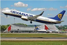  ??  ?? Ab Ende März 2019 werden zwei Ryanair-Maschinen auf dem Allgäu Airport stationier­t sein.