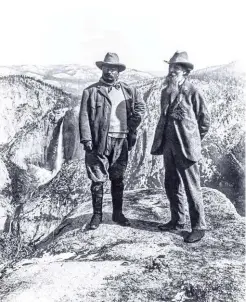  ?? © Photo12 / Underwood Archives / UIG ?? John Muir en compagnie de
Theodore Roosevelt, alors président des États-Unis, lors de leur mémorable excursion dans
la vallée du Yosemite en 1903.