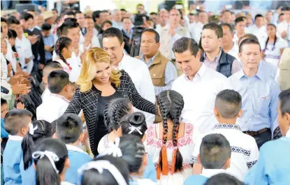  ?? ESPECIAL ?? El titular del Ejecutivo y su esposa, Angélica Rivera, celebraron el Día de Niño en Hidalgo.