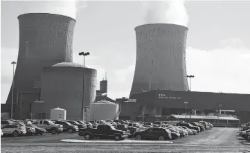  ?? STAFF FILE PHOTO BY JOHN RAWLSTON ?? The TVA Watts Bar Nuclear Plant is photograph­ed on Oct. 22, 2015, near Spring City, Tenn., as Unit 2 begins producing electricit­y for the first time, 43 years after constructi­on began at the site.