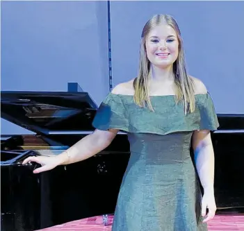  ?? Photo / Supplied ?? Soprano Shaunagh Chambers will sing at Saturday’s Manawatu¯ Youth Orchestra concert.