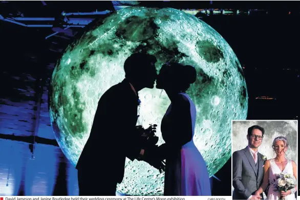  ?? CHRIS BOOTH ?? ■ David Jameson and Janine Routledge held their wedding ceremony at The Life Centre’s Moon exhibition
